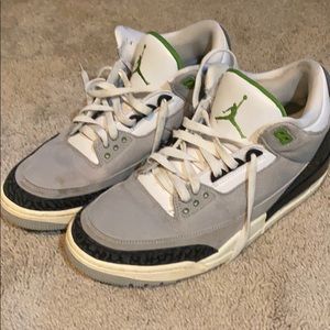 Air Jordan 3 chlorophyll
